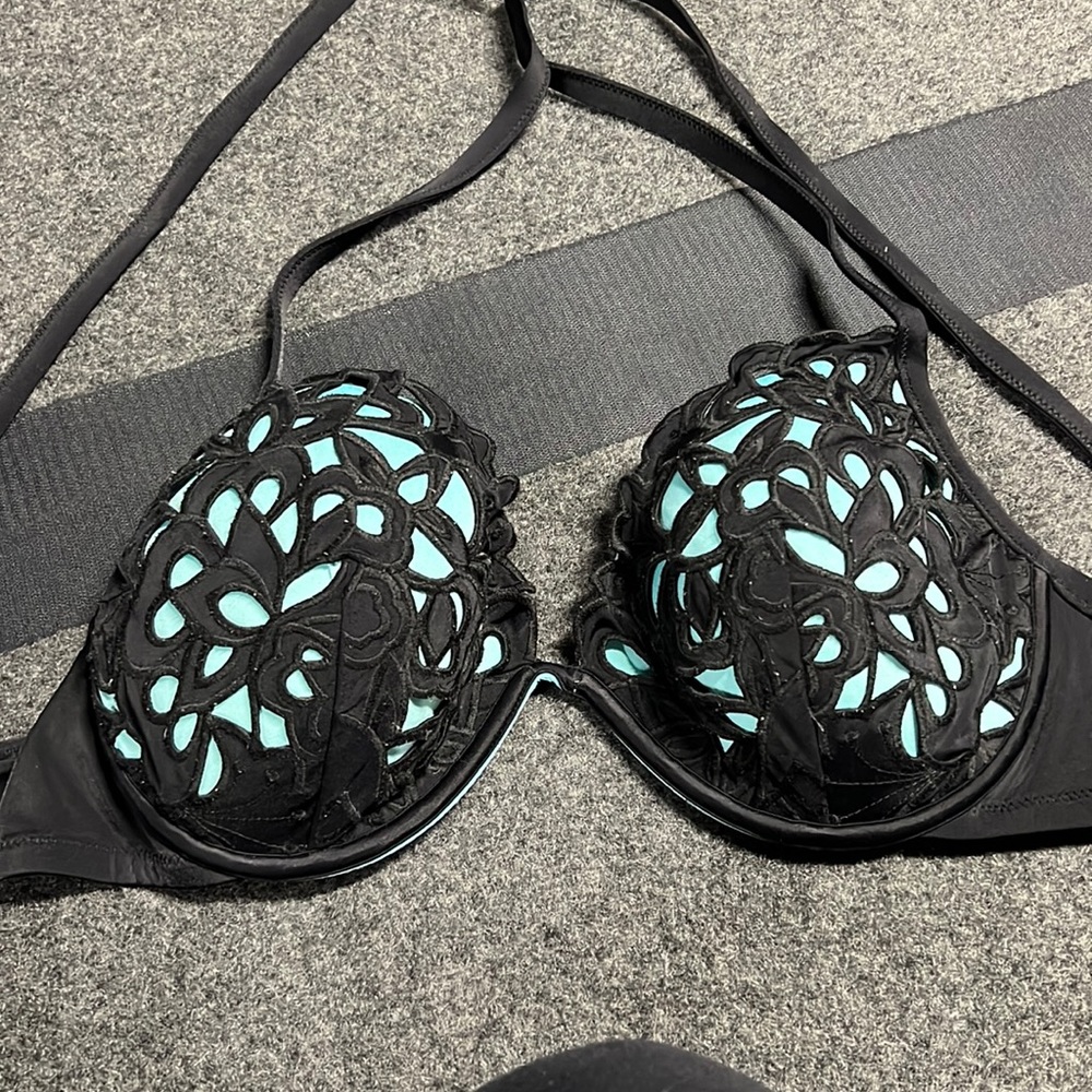 Bikini top